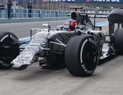Daniil Kvyat rueda sin morro en su estreno con Red Bull