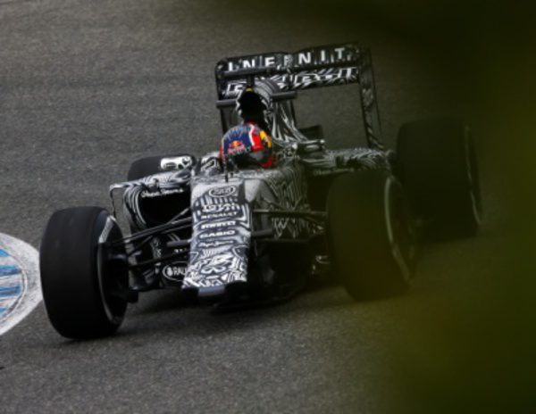 Daniil Kvyat habla sobre su salida de pista: "A veces se comenten ...