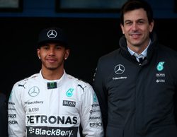 Toto Wolff desmiente que Mercedes haya ofrecido a Hamilton 1 millón de libras semanales