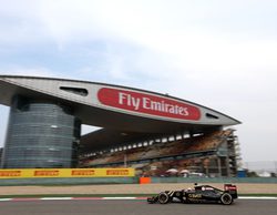 Romain Grosjean: "Estoy contento de vernos dentro del 'top 10'