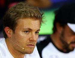 Lluvia de críticas hacia Rosberg tras la actitud que adoptó en el GP de China 2015