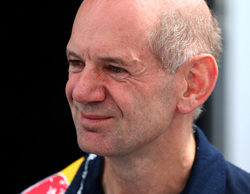 Adrian Newey: "No puedo vernos siendo capaces de ganar una carrera este año"