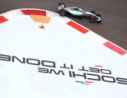 Lewis Hamilton cabalga sin rival hacia su tercer Campeonato del Mundo en Rusia