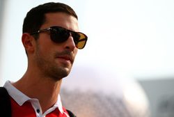 Alexander Rossi confía en sus posibilidades para ser piloto de Manor en 2016