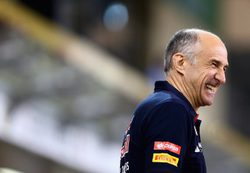 Franz Tost: "Vamos justos de tiempo para el primer test en Barcelona"
