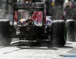 Carlos Sainz: "El coche va bien en mojado, me da confianza por si llueve el domingo"