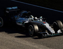 Nico Rosberg lidera una primera sesión de libres llena de incidentes en China