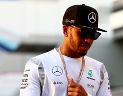 Lewis Hamilton: "Pido que se deje de decir que mi equipo me hace cosas injustas"