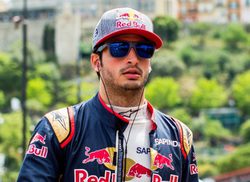 Carlos Sainz: "La pista es muy rápida en comparación al año pasado"