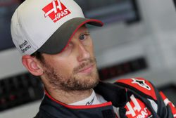 Romain Grosjean: "Hemos tenido suerte de que no hubiera muchos daños"
