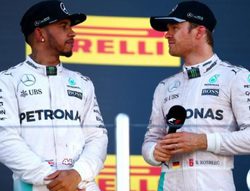 Mark Webber: "Solo el auténtico Hamilton puede impedir que Rosberg gane el título"