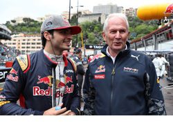 Helmut Marko: "Si Ferrari paga por Sainz, podríamos hablar sobre ello"