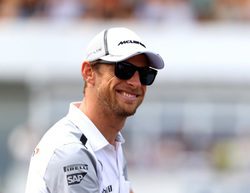 Jenson Button: "El ojo está mejor, por lo demás, el día ha ido muy bien"