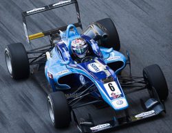 Nicholas Latifi: "Espero poder ir a más carreras con Renault para seguir aprendiendo"