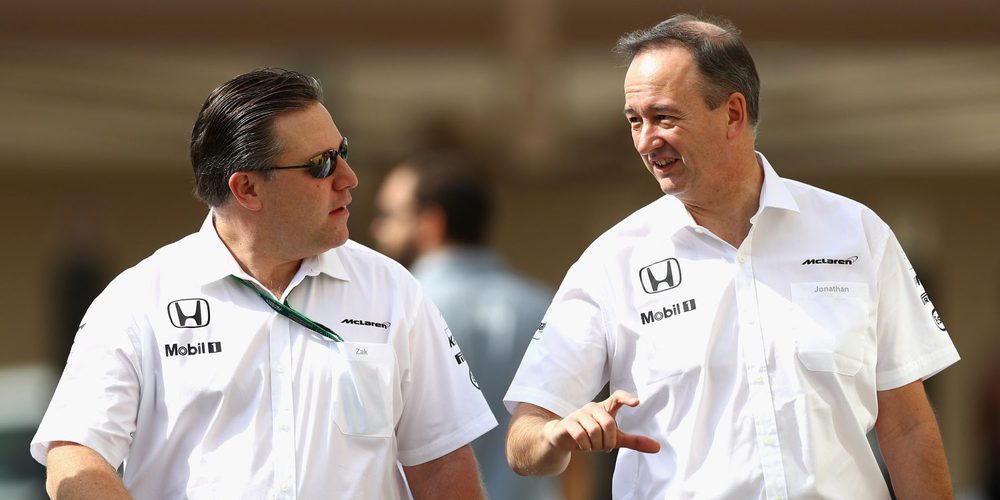 Zak Brown advierte: "No ganaremos carreras este año"