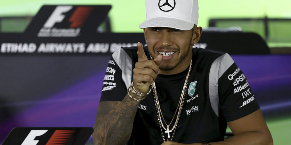 Lewis Hamilton: "La Fórmula 1 está algo anticuada si la comparamos con otros deportes"