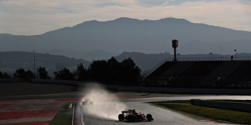 Kimi Räikkönen lidera en una cuarta sesión matutina fallida de pruebas en agua