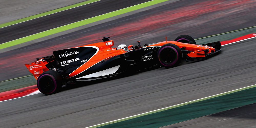 Fernando Alonso: "Solo tenemos un problema: el motor"