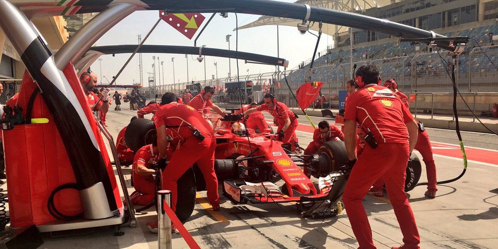 Sebastian Vettel lidera la primera sesión de Libres del GP de Baréin