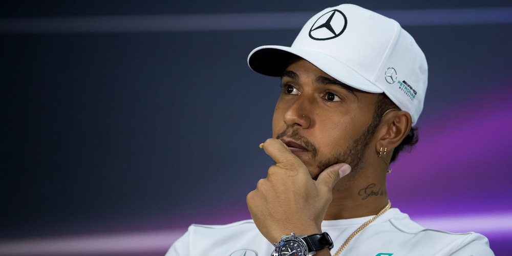 Lewis Hamilton: "Fue duro debido al calor y al viento, pero volvimos a lo más alto"