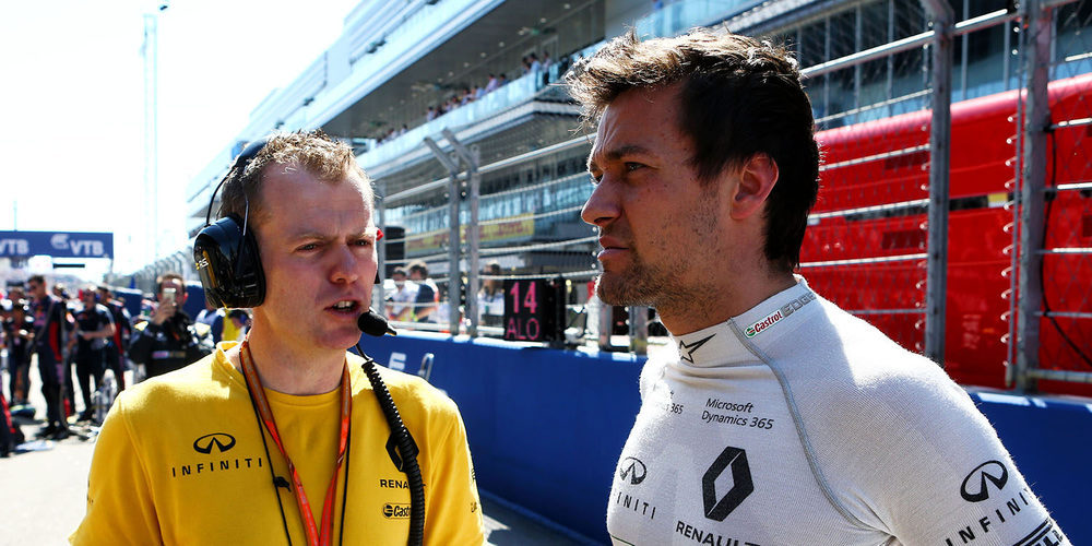 Jolyon Palmer espera que la suerte se torne de su lado: "Los resultados vendrán"