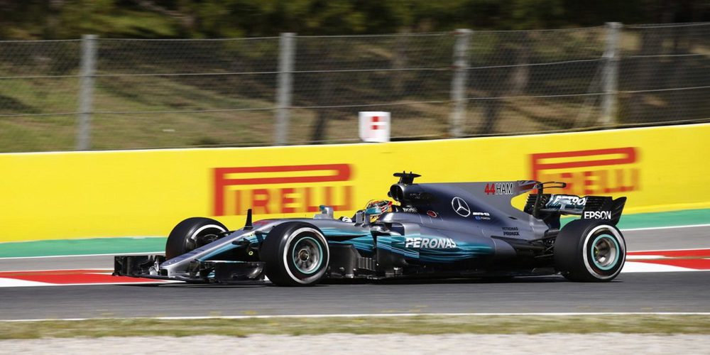 Lewis Hamilton encabeza los Libres 2 del GP de España 2017