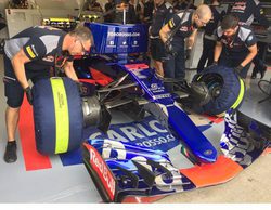 Carlos Sainz, sancionado con tres puestos en la parrilla del GP de Bakú