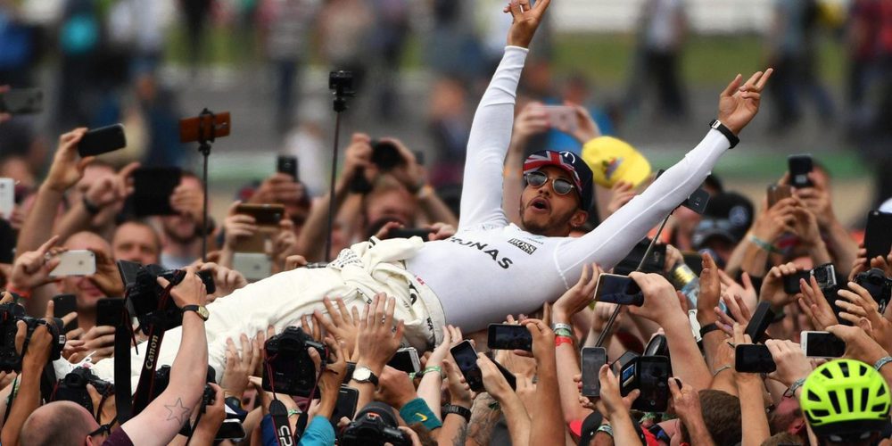 Lewis Hamilton: "Estoy tan feliz, tiene que ser una de mis victorias más dulces"