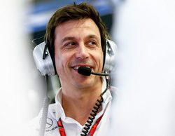 Toto Wolff: "Si las consecuencias son perder el campeonato, las aceptamos"