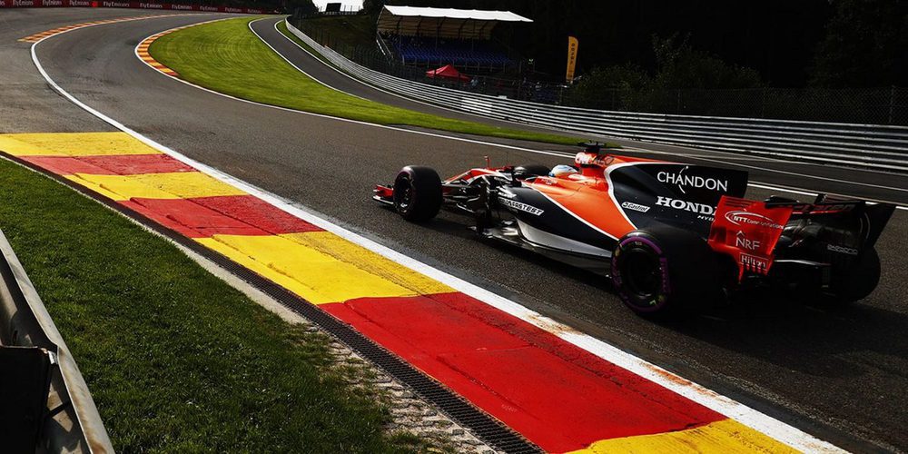 Fernando Alonso: "Perdemos mucho tiempo en las rectas, pero lo recuperamos en las curvas"