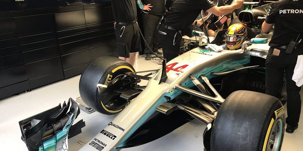 Lewis Hamilton termina al frente en los Libres 1 del GP de Italia 2017
