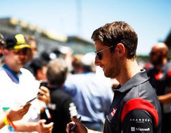 Romain Grosjean: "Me han golpeado de forma masiva en la curva 1"