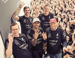 Mercedes celebra su cuarto título de la F1 en Brixworth, con todo su personal y por todo lo alto