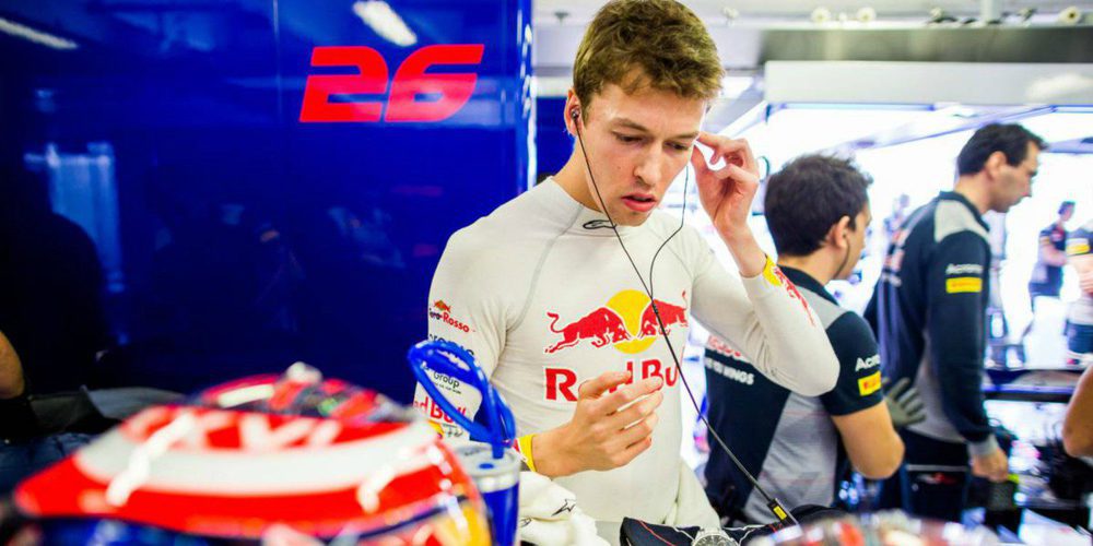 Franz Tost confía en el talento natural de Daniil Kvyat: "Merece estar en F1"