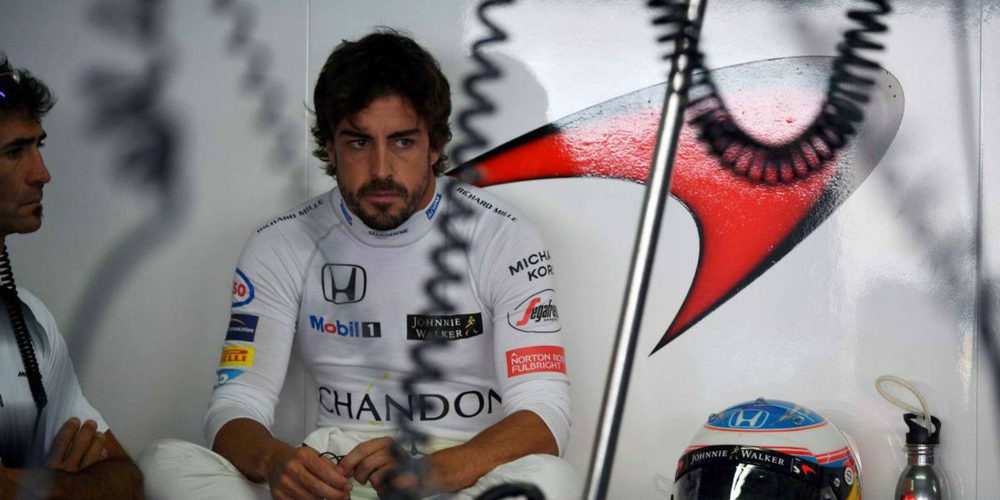 Fernando Alonso, entre risas: "Ya no me eligen en los videojuegos porque somos muy lentos"