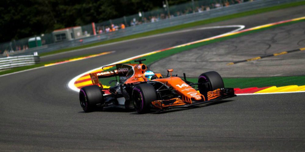 Zak Brown: "Fernando Alonso debería tener dos o tres títulos más, es el piloto más completo"