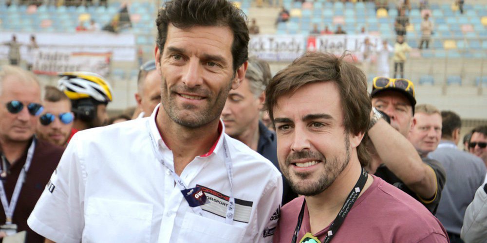 Mark Webber, sobre Fernando Alonso: "Si quiere triunfar en F1 no se puede permitir distracciones"