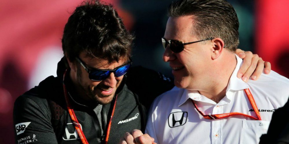 Zak Brown: "Nunca hemos recibido un ultimátum por parte de Fernando Alonso"