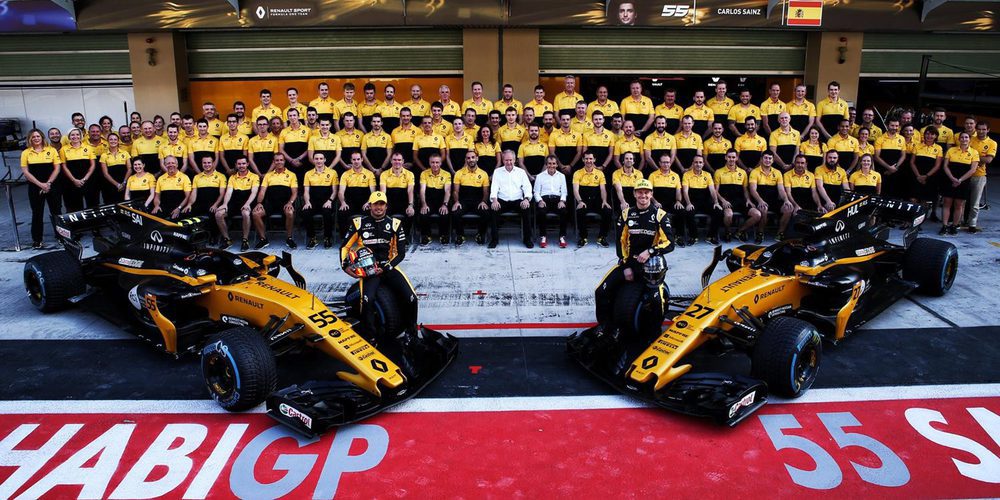 Nick Chester, director técnico de Renault, alaba a Sainz y Hülkenberg: "Ambos marcan la diferencia"