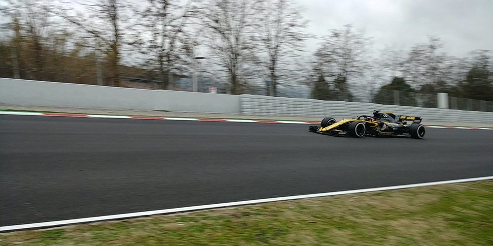 Carlos Sainz, tras la 4ª jornada de test: "Todavía no voy cómodo conduciendo el RS18"