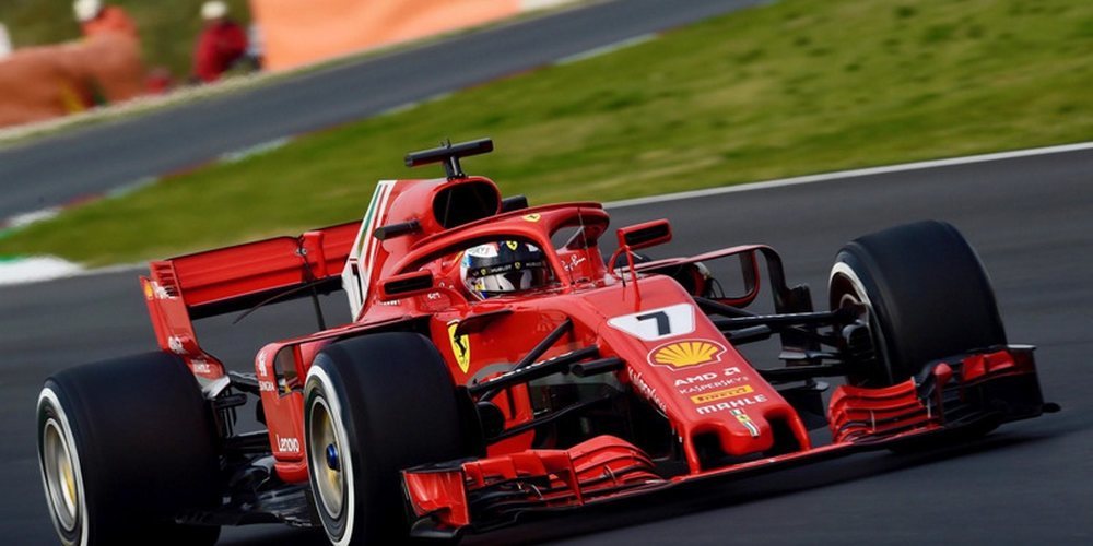 Räikkönen lidera; Alonso y Sainz no completan más de 10 vueltas