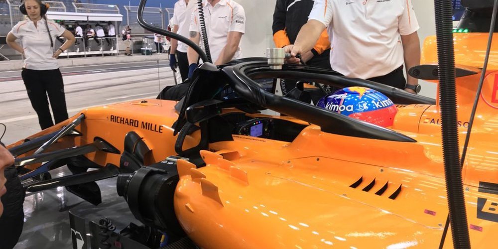 Fernando Alonso explica la posición del MCL33: "En el primer sector tenemos problemas"