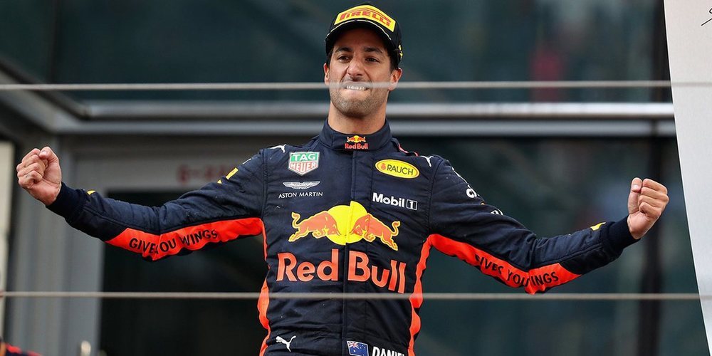 Daniel Ricciardo: "Esta victoria es una gran recompensa para los ingenieros y mecánicos"