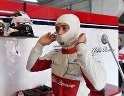 Charles Leclerc, sobre Alonso: "Siempre es un honor competir con alguien tan grande en F1"