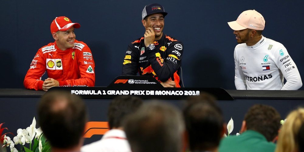Lewis Hamilton: "Ricciardo es, sin ningún tipo de duda, el líder en Red Bull"