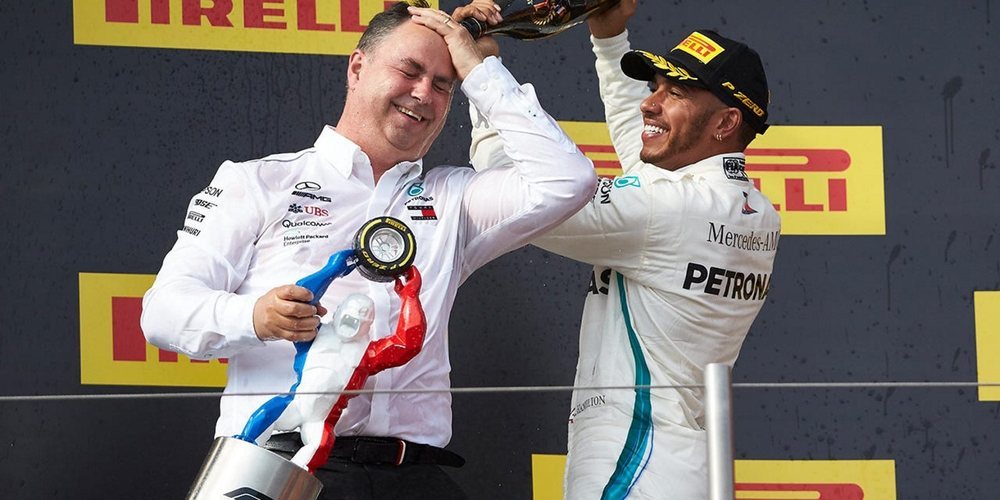 Lewis Hamilton: "Todos en el equipo deberían sentirse felices por el buen trabajo realizado"