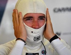 Leclerc, sobre el accidente de la primera curva en Spa: "Estoy feliz de haber tenido el halo"