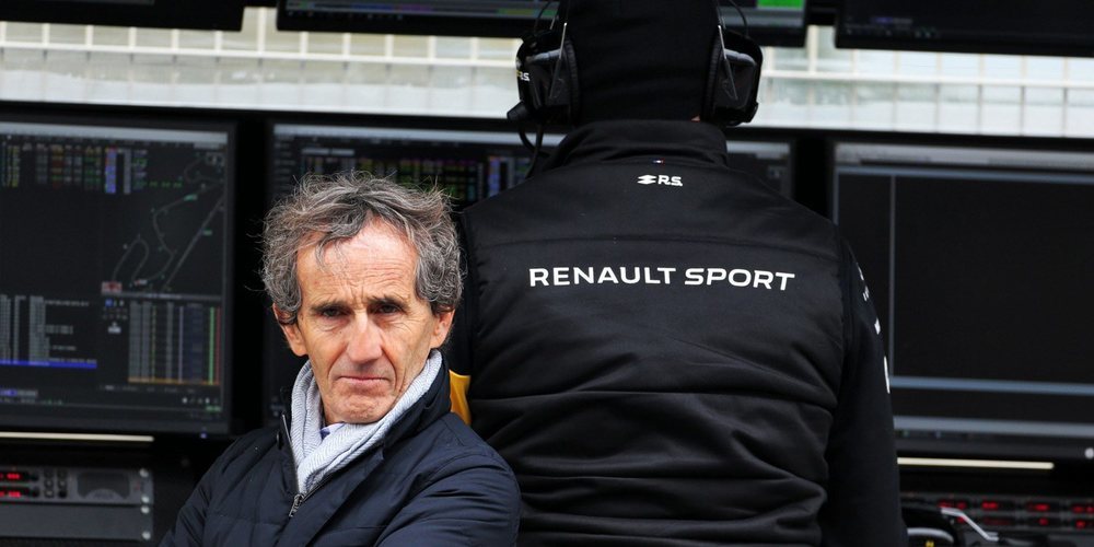 Alain Prost halaga a Ricciardo: "Será importante para Renault porque nos hará ser mejores"