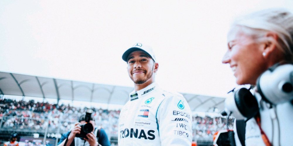 Lewis Hamilton: "Hemos mejorado respecto al viernes, podemos luchar contra Red Bull"