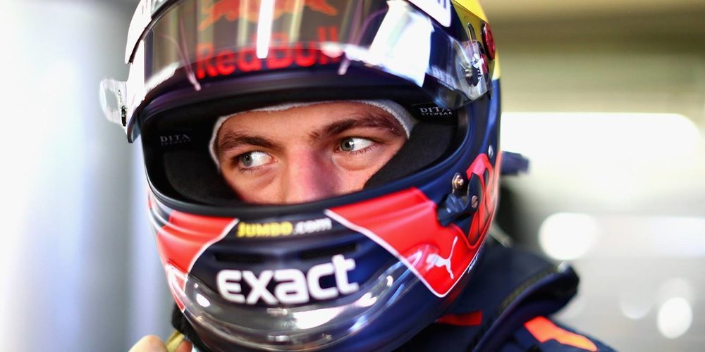 Otmar Szafnauer cree que a Verstappen le falta "inteligencia" a la hora de pilotar